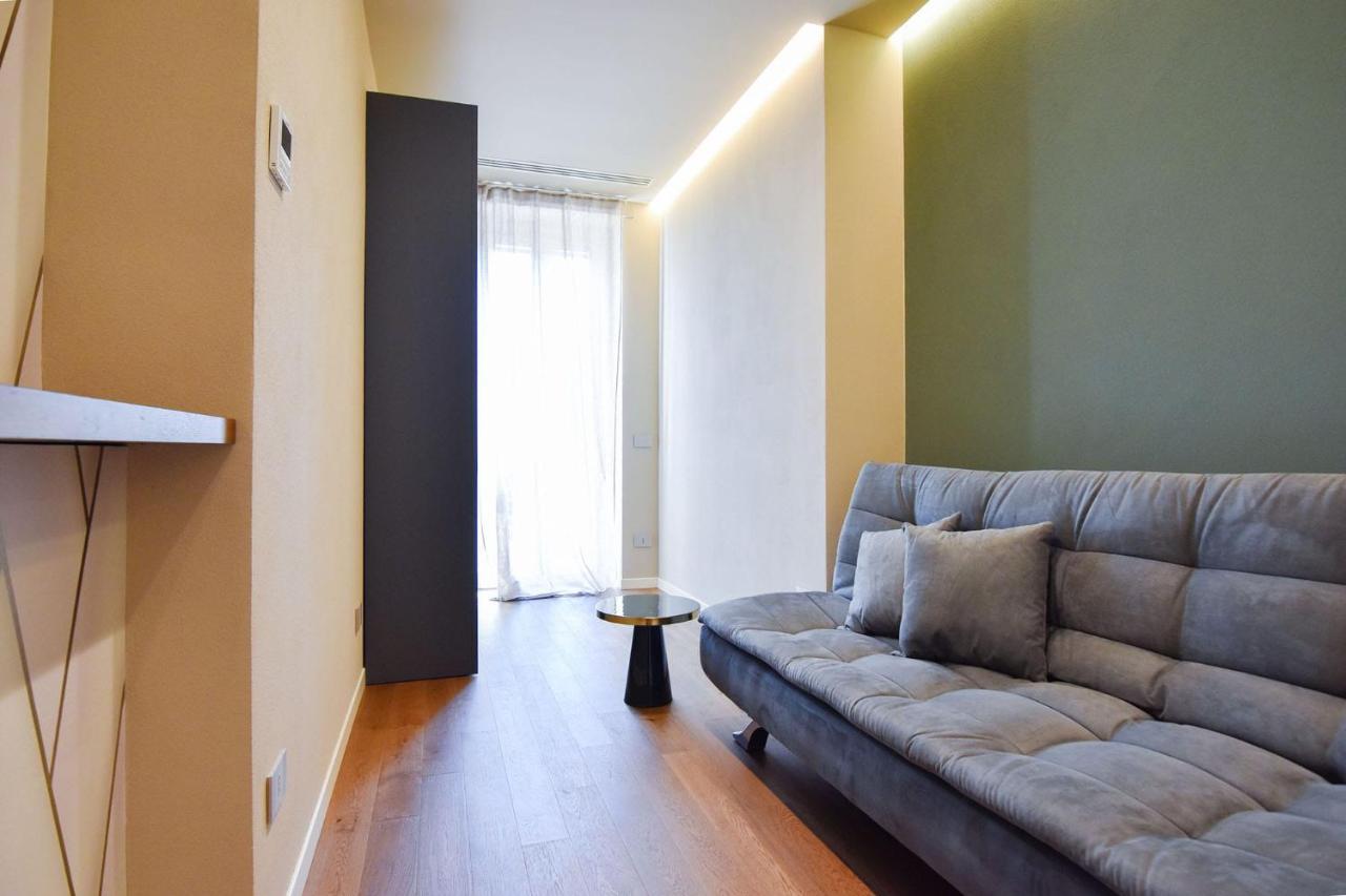 Nuova Cafe' Suite Salice Terme Exterior foto